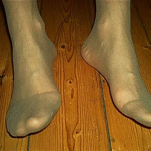 meine nylonfüße feuchtgeschwitzt Galeriebild