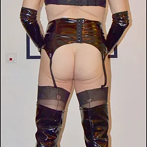 Domination Galeriebild
