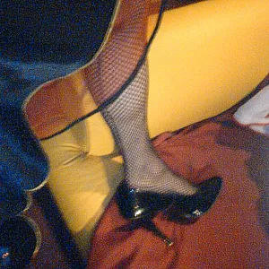 Tranny looking for a woman gallery image