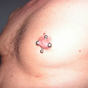 Das erste Bild von Paar S.-H.'s Galerie - meine piercings