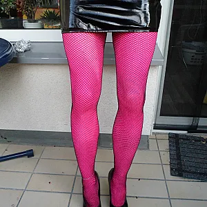 Pink heels gallery image