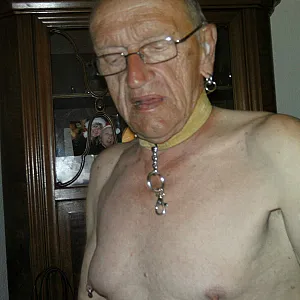 das bin ich.......und  gern ohne vorlaufzeit für dich zur verfügung Galeriebild