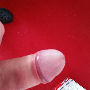 Which lady want to suck? gallery image
