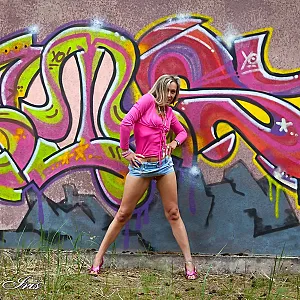 Graffiti gallery image