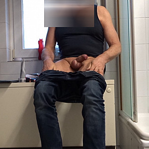 fun in the bathroom gallery image