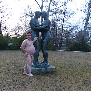 Nr.2  55Paul55 Nackt vor dem See Galeriebild