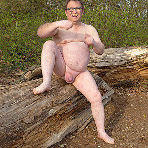 Nr.2  55Paul55 Nackt vor dem See Galeriebild