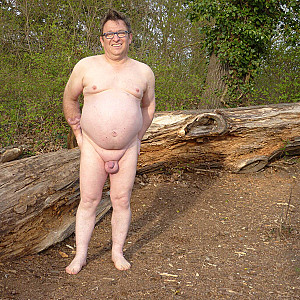 Nr.2  55Paul55 Nackt vor dem See Galeriebild