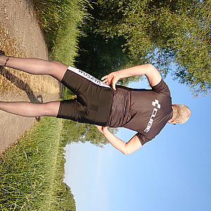 Radtour in Strumpfhose ** Striptease ** Galeriebild