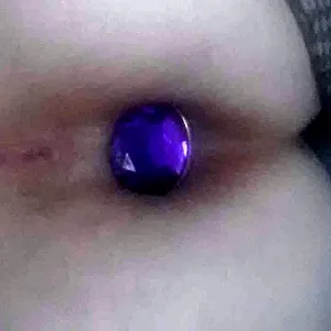 meine Frau Gina und der Plug in ihrem Arsch Galeriebild