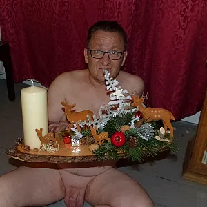 55Paul55 nackt zur Weihnachtszeit Teil 1 Galeriebild