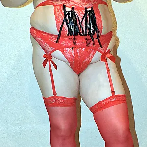 Sexy roten Spitzen und GoGo Heels Galeriebild
