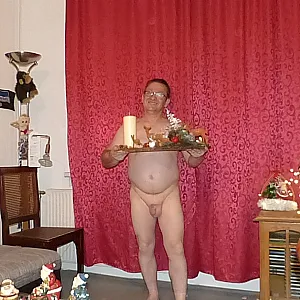 55Paul55 nackt zur Weihnachtszeit Teil 4 Galeriebild