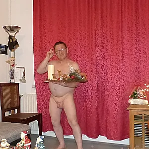 55Paul55 nackt zur Weihnachtszeit Teil 3 Galeriebild