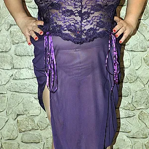 Nahtnylons und Nachtkleid Galeriebild