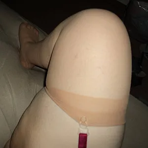 nylonfeets gallery image
