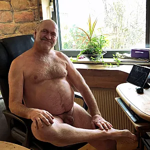 nude gallery image