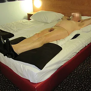 nackt im Hotel 09 Galeriebild