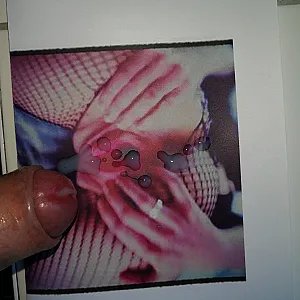 Forumsuserin voll gespritzt! Galeriebild