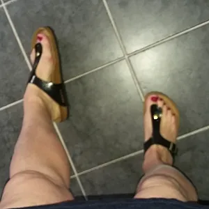geil in wäsche und schuhe Galeriebild