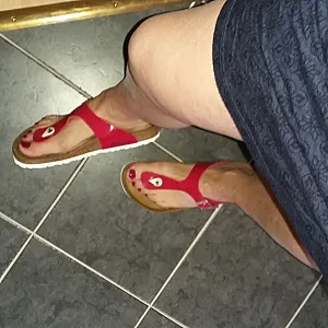 geil in wäsche und schuhe Galeriebild