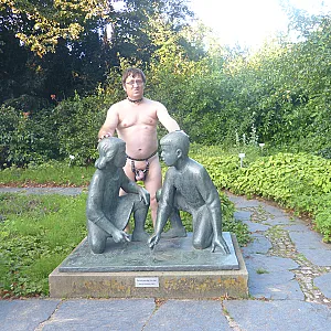 55Paul55 zeigt sich nackt Galeriebild