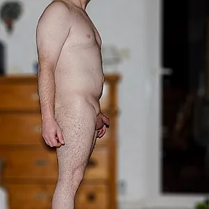 Full Body gallery image