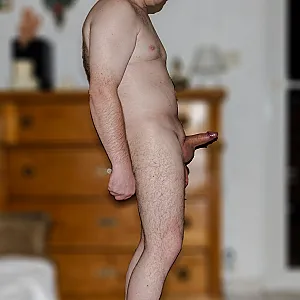 Full Body gallery image