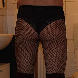 getting ready for a fuck gallery image