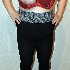 Sexy in Halbleggins und Nylons Galeriebild