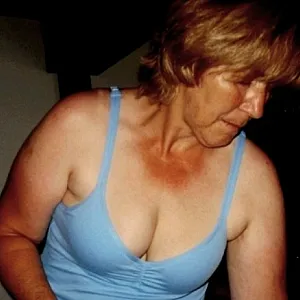 show off your tits gallery image