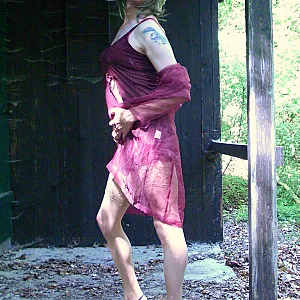outdoor in wood gallery image