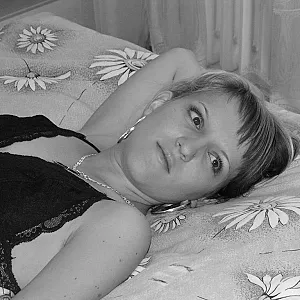 Veronika gallery image