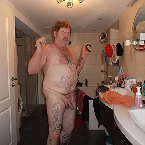 bodycheck Galeriebild
