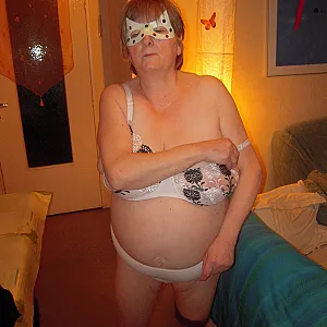 QUAND MA FEMME SE LEVE Galeriebild