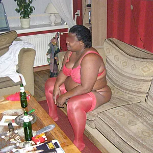 Meine Frau in rote desous 2 Galeriebild