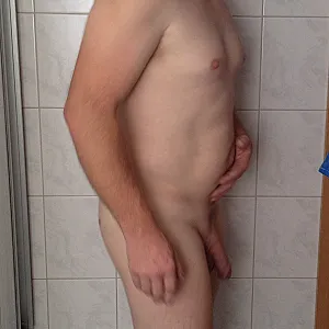 showerded gallery image