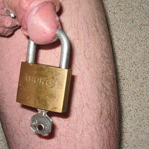 piercing and the lock gallery image