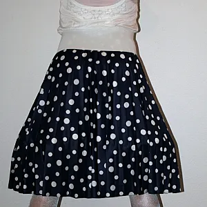 yellow petticoat gallery image