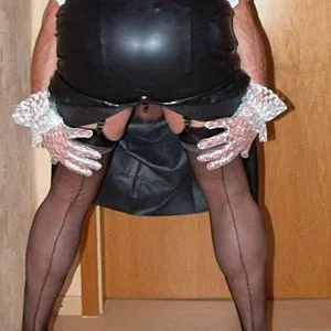 Skirt gallery image