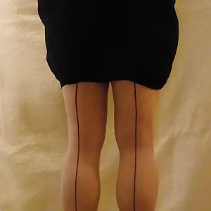 Enges Kleid und voller Sack Galeriebild