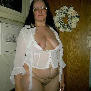 Geile enge Bluse Galeriebild