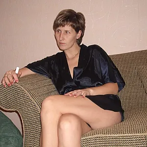 жена  собирается гулять  окончание Galeriebild