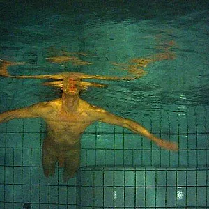 mal wieder im Pool Galeriebild