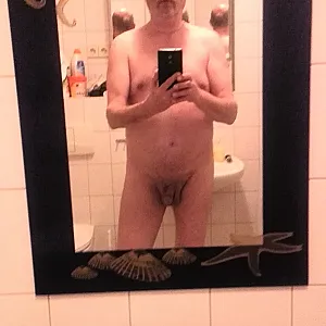 Ich, allein, ganz und "in Teilen" Galeriebild