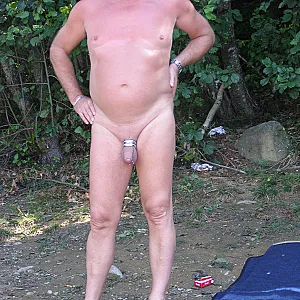 Mal nackt draussen Galeriebild