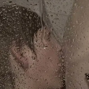 DEEPTHROAT Blowjob in der Dusche Galeriebild