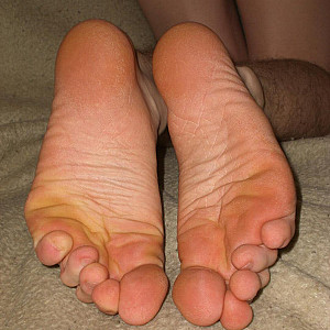 First image of curiousecouple's Gallery - Feets, soles and toes