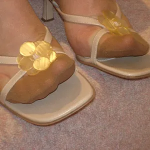 nylonfeets gallery image