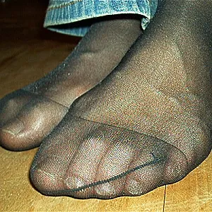 dominating nylonfeets gallery image